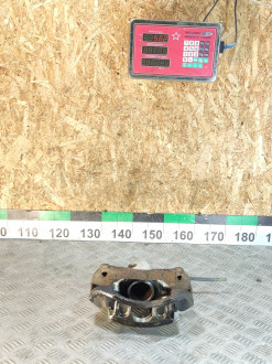 Суппорт передний правый Vito 638