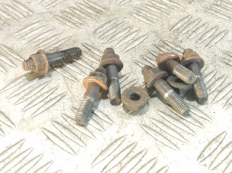 Болт Шпилька Гайка выпускного коллектора Vito 638