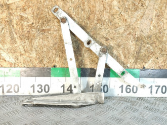 Петля капота правая Vito 638