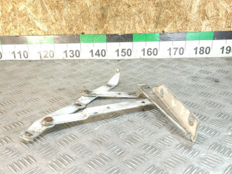 Петля капота правая Vito 638