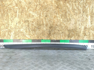 Молдинг стекла Vito 638