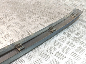 Молдинг стекла Vito 638