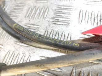 Трос стояночного тормоза Clk 208