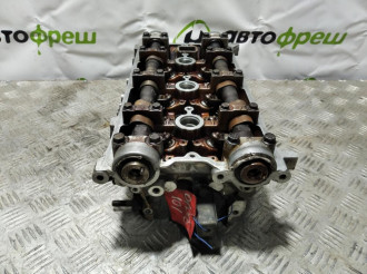 Головка блока двигателя Mitsubishi Diamant 2.5 1995