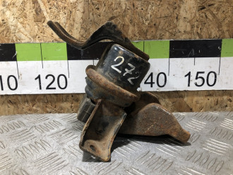 Опора двигателя правая Mitsubishi Lancer 9