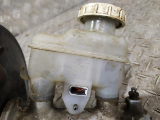 Бачок главного тормозного цилиндра Mitsubishi Lancer 9