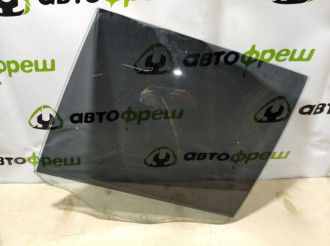 Стекло двери задней левой Mitsubishi Legnum EA