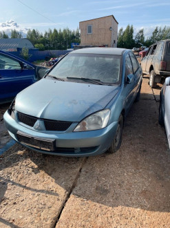 В разборе Mitsubishi Lancer 9