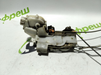 Замок двери передней левой Mitsubishi Galant 1993 1997