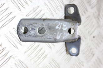 Петля двери передней правой верхняя Mitsubishi Outlander XL (CW)