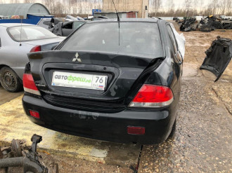 В разборе Mitsubishi Lancer 9