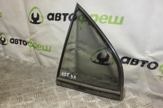 Стекло двери задней левой форточка Mitsubishi Lancer 7