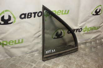 Стекло двери задней левой форточка Mitsubishi Lancer 7