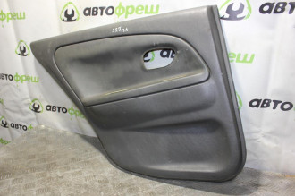 Обшивка двери задней левой Mitsubishi Lancer 7