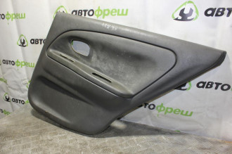 Обшивка двери задней правой Mitsubishi Lancer 7