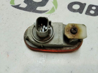 Повторитель в крыло правый Mitsubishi Lancer 7