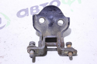 Петля двери задней правой нижняя Mitsubishi Lancer 7