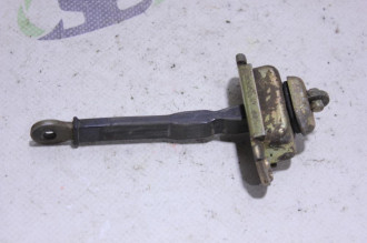 Ограничитель двери задний Mitsubishi Carisma 2000 2003