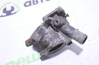 Корпус термостата Mitsubishi Lancer 7