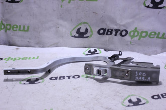 Петля багажника левая Mitsubishi Lancer 9