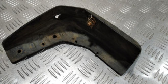 Брызговик правый задний Mitsubishi Lancer 9