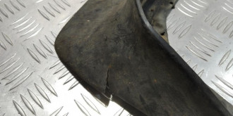 Брызговик правый задний Mitsubishi Lancer 9