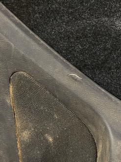 Обшивка двери задней правой Mitsubishi Galant 1993 1997