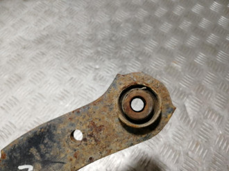 Рычаг задний верхний правый Mitsubishi Lancer 9