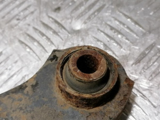 Рычаг задний верхний левый Mitsubishi Lancer 9