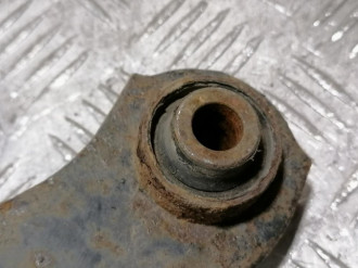 Рычаг задний верхний левый Mitsubishi Lancer 9