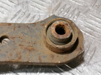 Рычаг задний верхний правый Mitsubishi Lancer 9