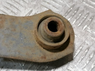 Рычаг задний верхний правый Mitsubishi Lancer 9