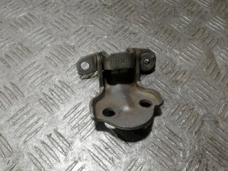 Петля двери задней левой нижняя Mitsubishi Galant 1993 1997