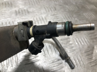 Форсунка двигателя Mitsubishi Lancer 10