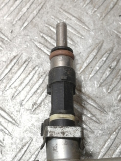 Форсунка двигателя Mitsubishi Lancer 10