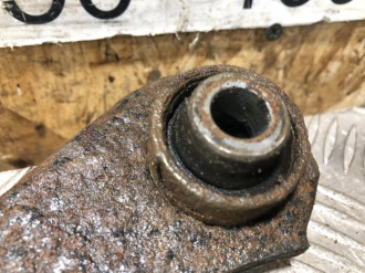 Рычаг задний верхний левый Mitsubishi Lancer 9