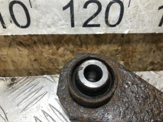 Рычаг задний верхний правый Mitsubishi Lancer 9