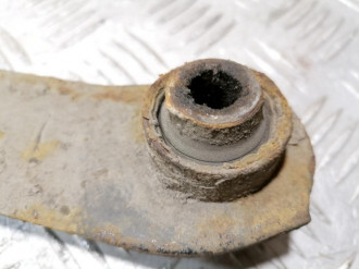 Рычаг задний верхний правый Mitsubishi Lancer 9