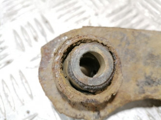 Рычаг задний верхний правый Mitsubishi Lancer 9