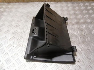 Бардачок Mitsubishi Lancer 9