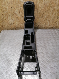 Подлокотник Mitsubishi Lancer 10
