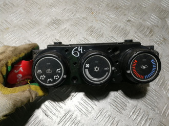 Блок управления отопителя климатической установки Mitsubishi Lancer 10