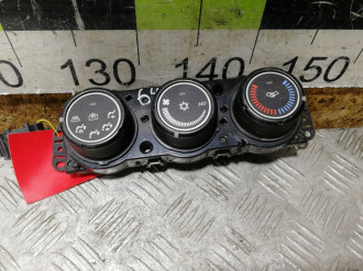 Блок управления отопителя климатической установки Mitsubishi Lancer 10