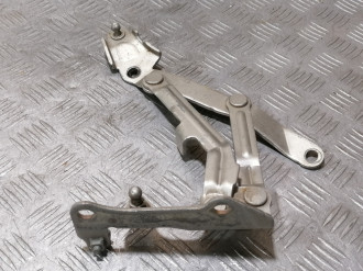 Петля крышки багажника правая Mitsubishi Lancer 9