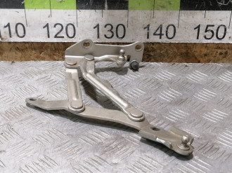 Петля крышки багажника правая Mitsubishi Lancer 9