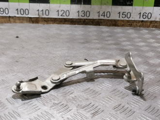 Петля крышки багажника правая Mitsubishi Lancer 9