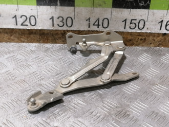 Петля крышки багажника левая Mitsubishi Lancer 9