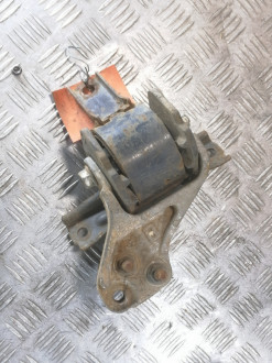 Опора кпп Mitsubishi Lancer 10