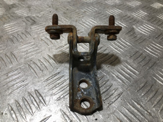 Петля двери передней левой верхняя Mitsubishi Lancer 9