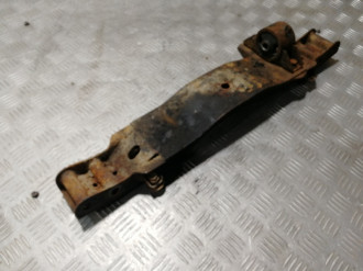 Балка передняя поперечная Mitsubishi L200 КВ